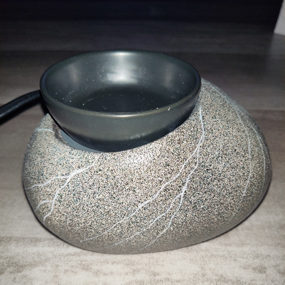 Scentsy Zen Rock Element Warmer – Retired – Stone Look Aromatherapy Wax Warmer